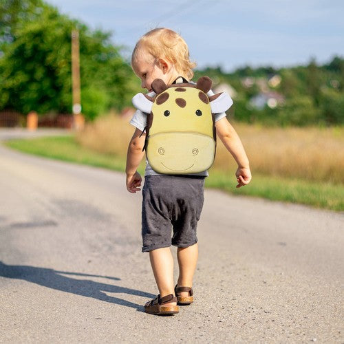 Kinderrucksack Giraffe – Nutzungsfoto am Rücken #Variante_Giraffe